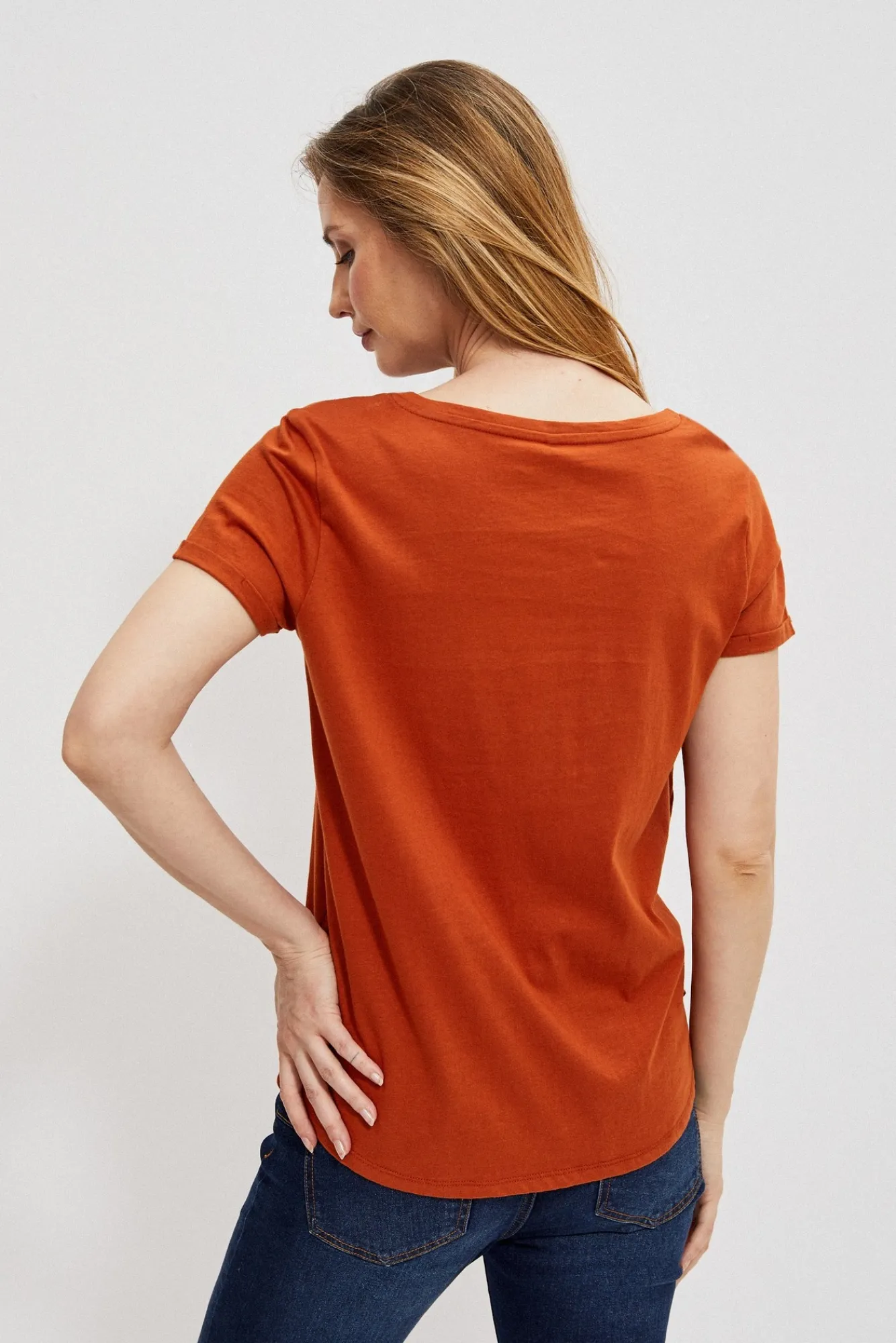 Bluzki Bawełniane|Bluzki Z Krótkim Rękawem>Moodo Bawełniany t-shirt z kieszkonką brązowy