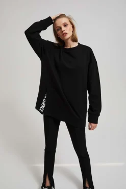 Bluzy Damskie Czarne|Bluzy Zimowe>Moodo Bluza oversize z napisem