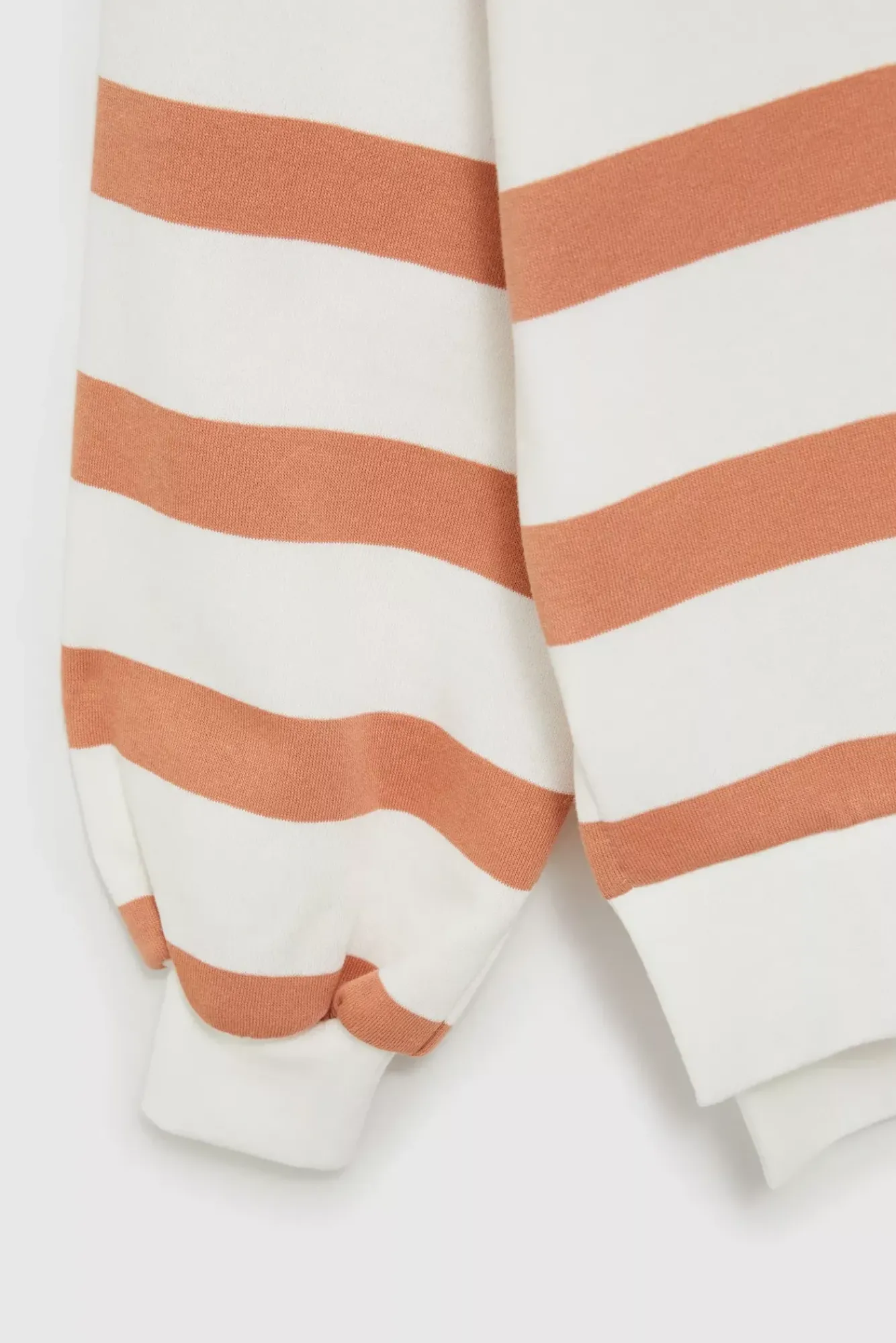 Bluzy Wiosenne|Bluzy Damskie Krótkie>Moodo Bluza w paski z bufiastymi rękawami brązowa