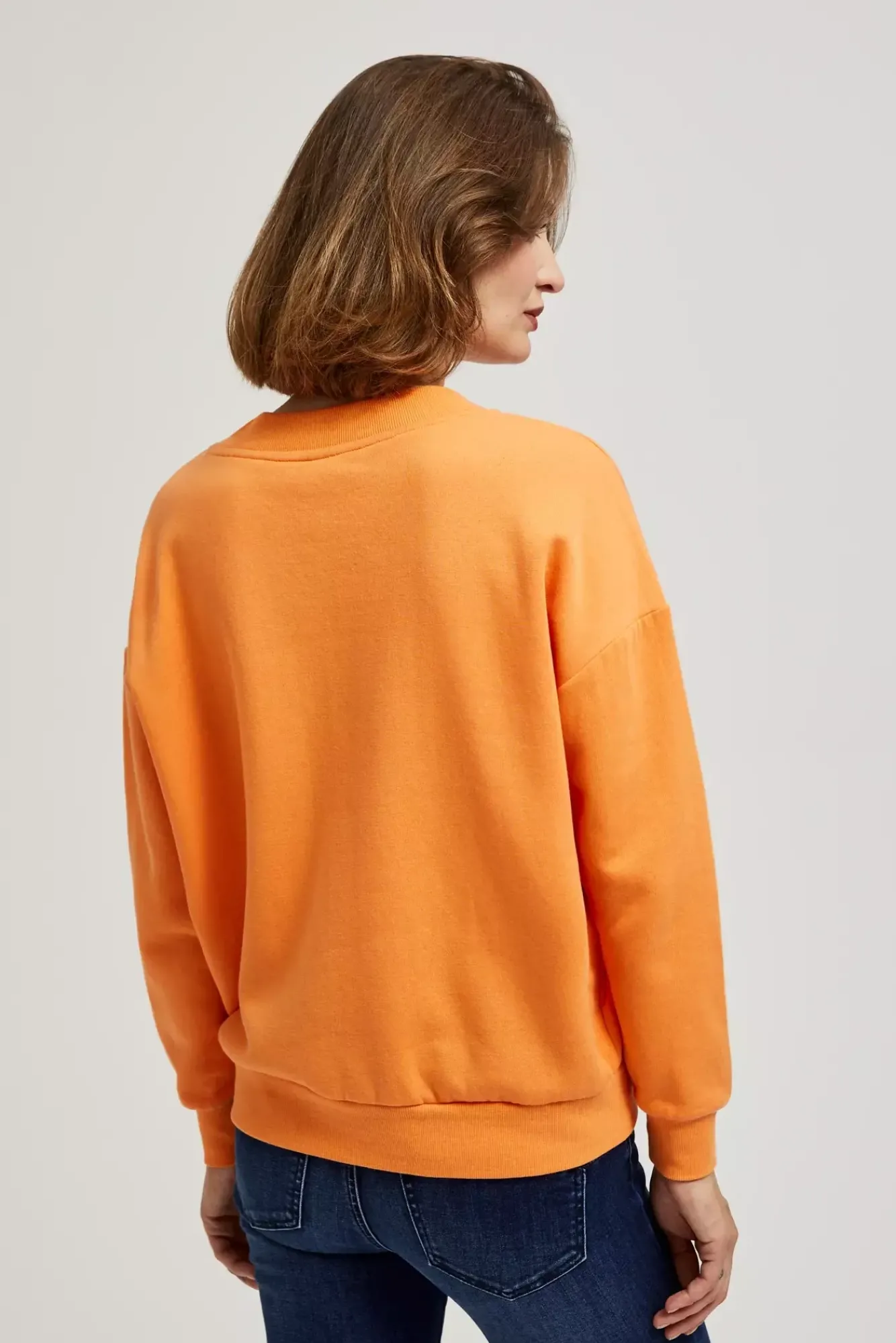 Bluzy Damskie Kolorowe|Bluzy Zimowe>Moodo Bluza z dekoltem w serek pomarańczowa