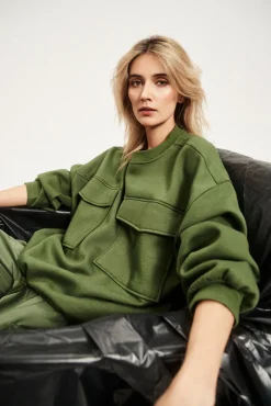 Bluzy Wiosenne|Bluzy Damskie Bez Kaptura>Moodo Bluza z dużymi kieszeniami i wiązaniem w pasie khaki