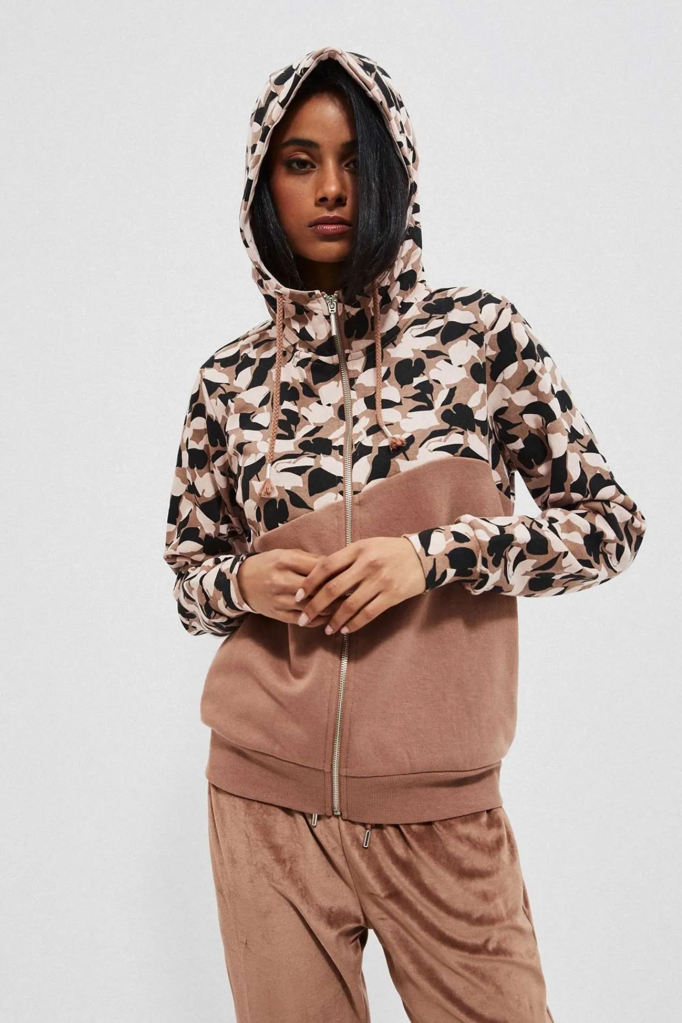Bluzy Zimowe|Bluzy Damskie Sportowe>Moodo Bluza z jesiennym printem