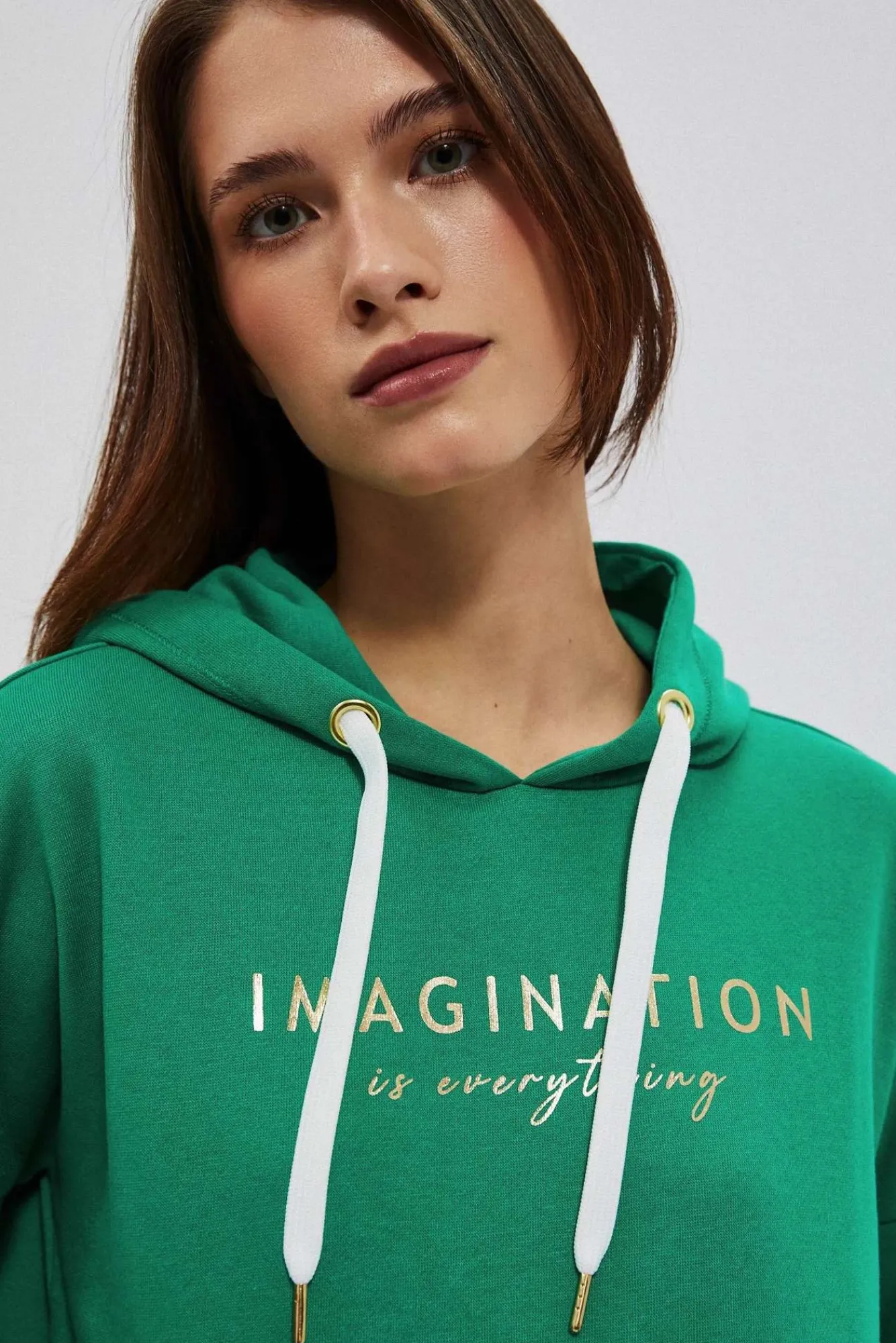 Bluzy Wiosenne|Bluzy Damskie Sportowe>Moodo Bluza z kapturem i napisem