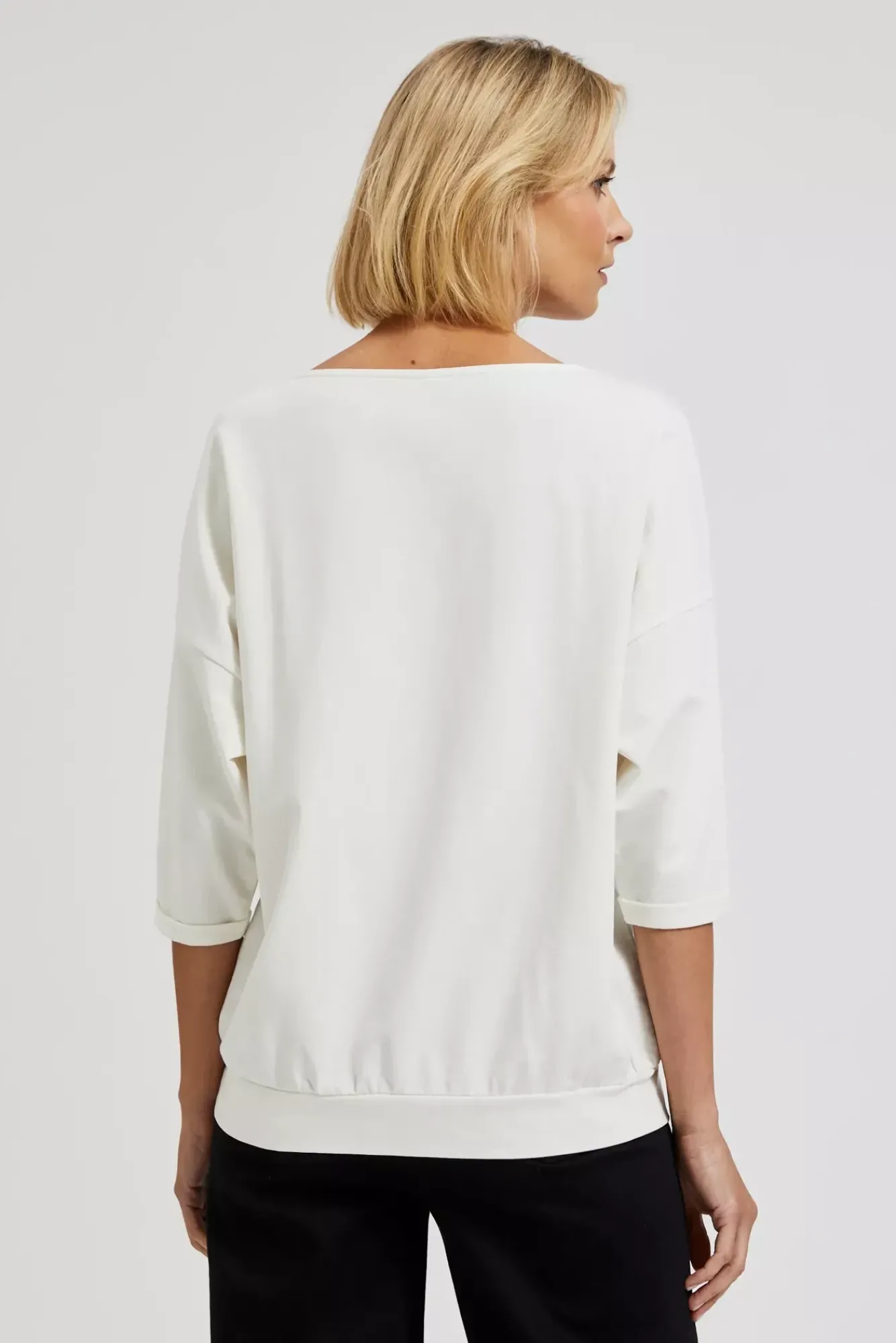 Bluzy Damskie Białe|Bluzy Wiosenne>Moodo Bluza z rękawami 3/4 biała