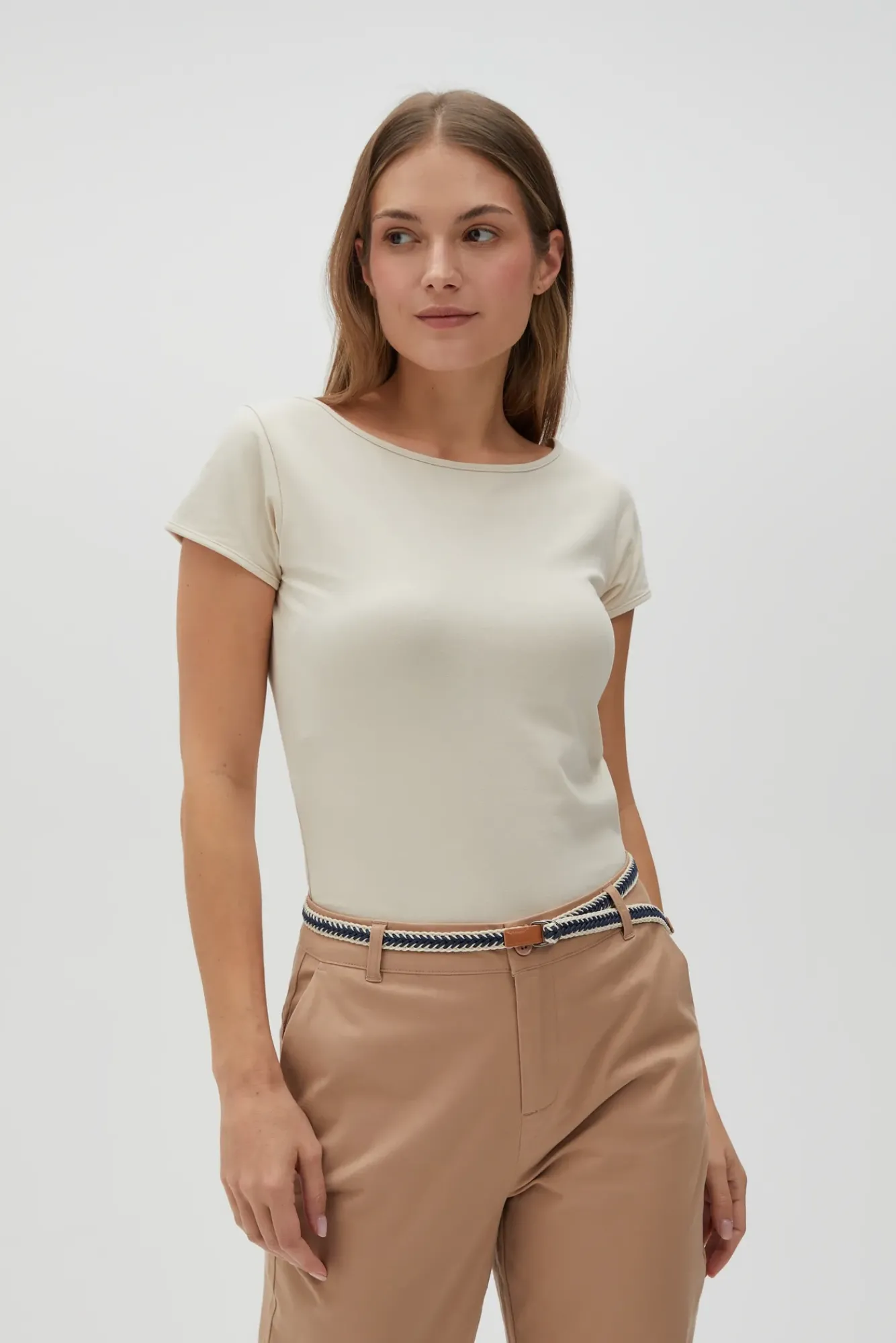 Bluzki Bawełniane|Bluzki Z Krótkim Rękawem>Moodo Dopasowany t-shirt beżowy