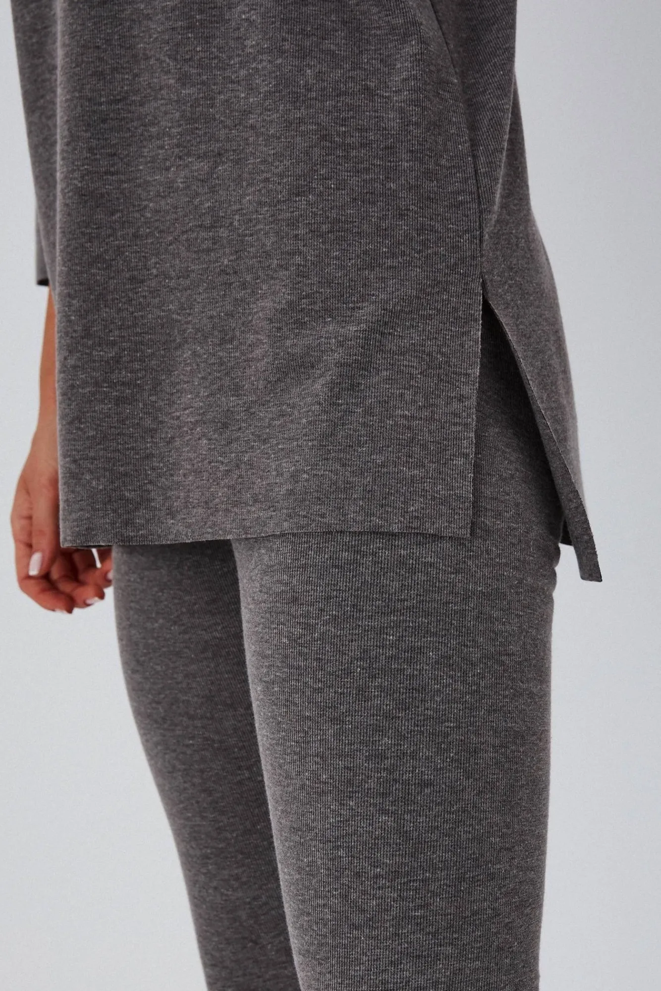 Bluzy Zimowe|Bluzy Damskie Eleganckie>Moodo Dzianinowa bluza z golfem