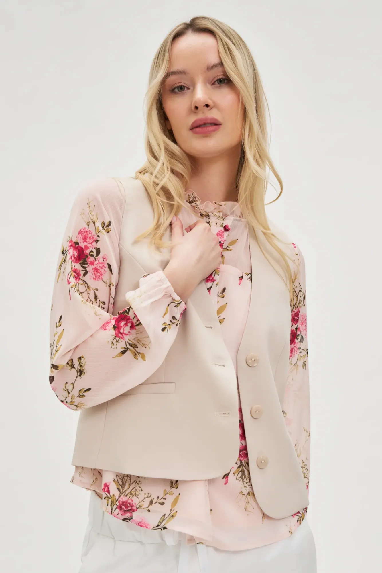 Kamizelki Damskie Eleganckie>Moodo Elegancka kamizelka beżowa