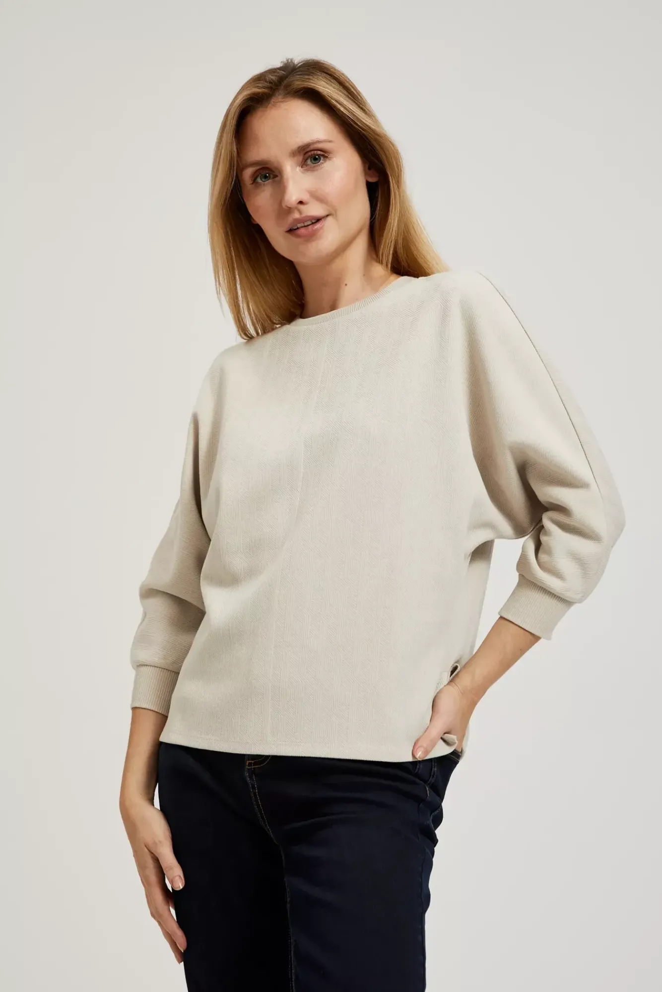 Bluzy Wiosenne|Bluzy Damskie Bez Kaptura>Moodo Gładka bluza wkładana przez głowę z rękawami 3/4 beżowa