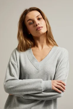 Bluzy Damskie Bez Kaptura|Bluzy Damskie Oversize>Moodo Gładka bluza z dekoltem w serek szara