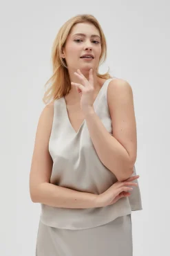 Koszule Na Lato|Koszule Damskie Eleganckie>Moodo Gładka koszula beżowa