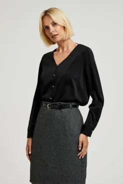 Koszule Czarne|Koszule Damskie Eleganckie>Moodo Gładka koszula z ozdobnymi guzikami czarna