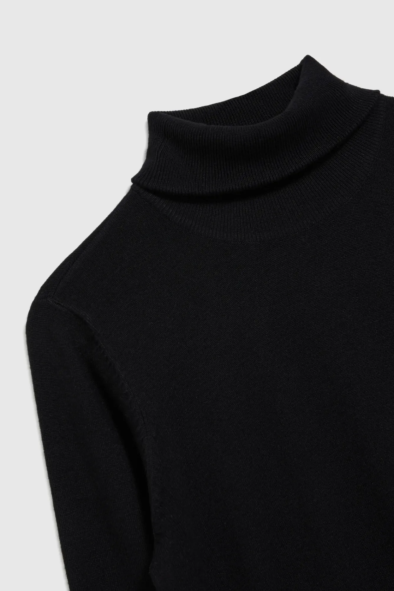 Swetry Czarne|Swetry Casual>Moodo Gładki sweter z golfem czarny