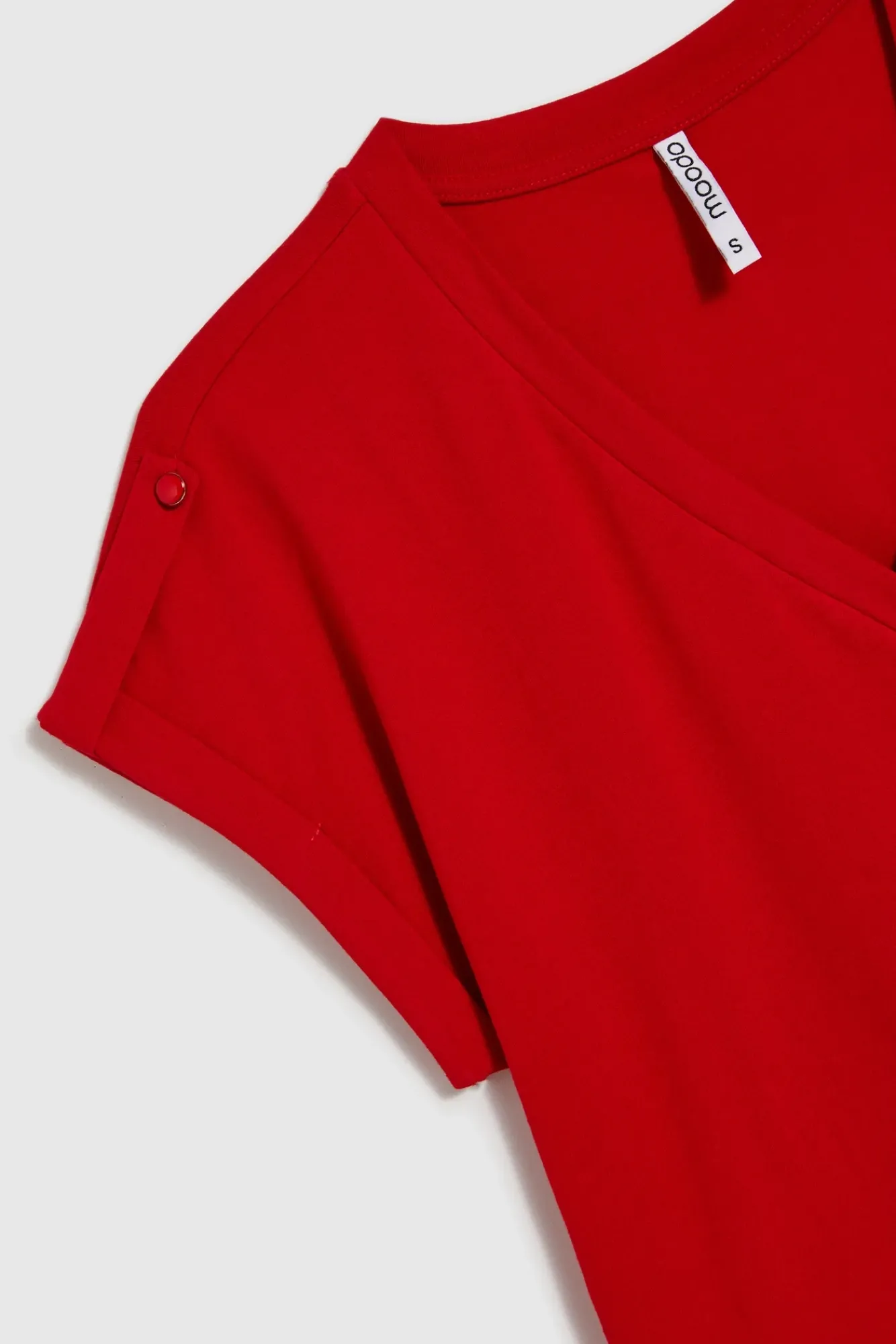 Bluzki Z Dekoltem W Serek|Bluzki Bawełniane>Moodo Gładki t-shirt z dekoltem w serek czerwony
