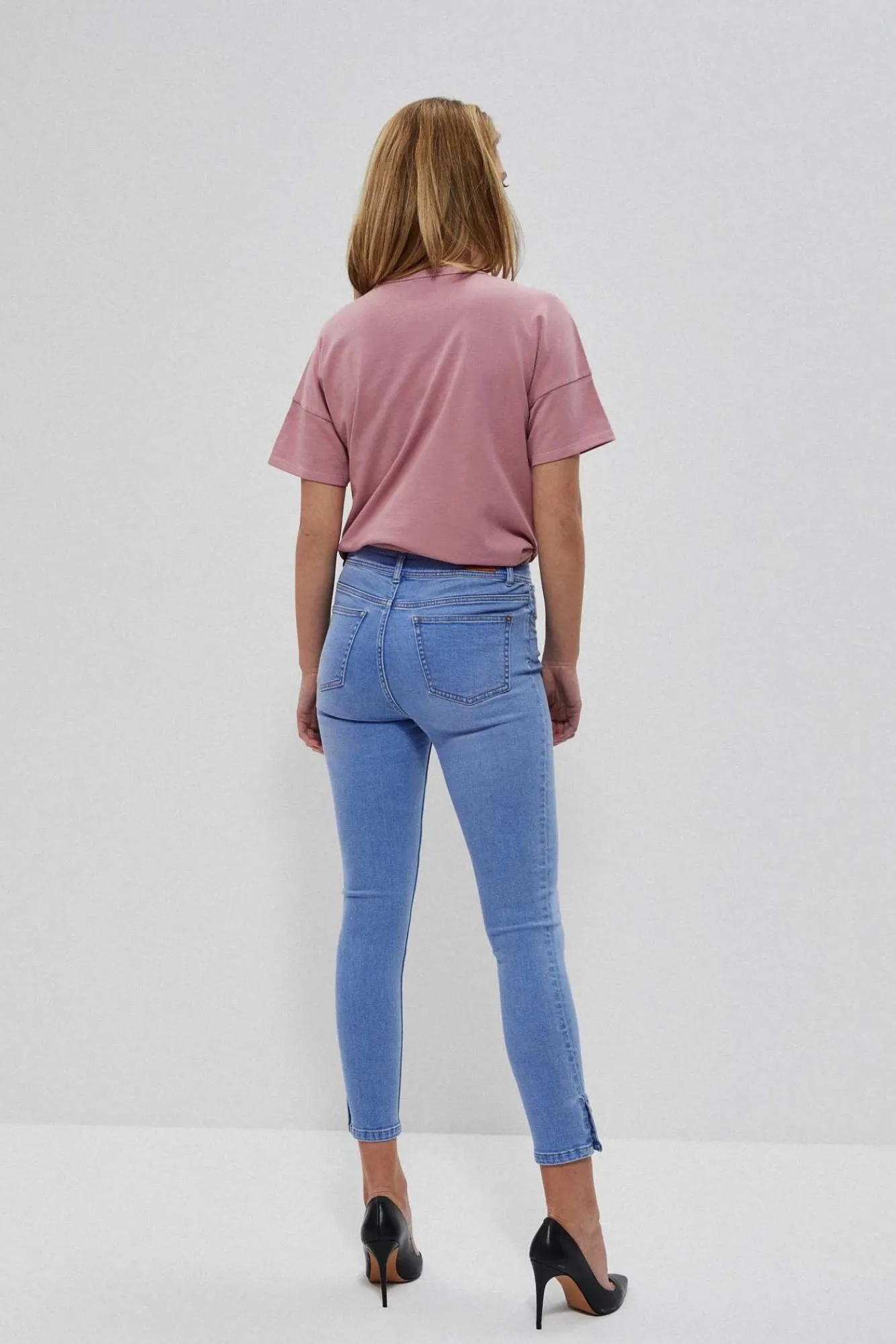 Jeansy Rurki|Jeansy Skinny>Moodo Jeansy medium waist z guzikami na nogawkach niebieskie