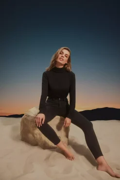 Jeansy Rurki|Jeansy Push Up>Moodo Jeansy rurki z efektem push up czarne