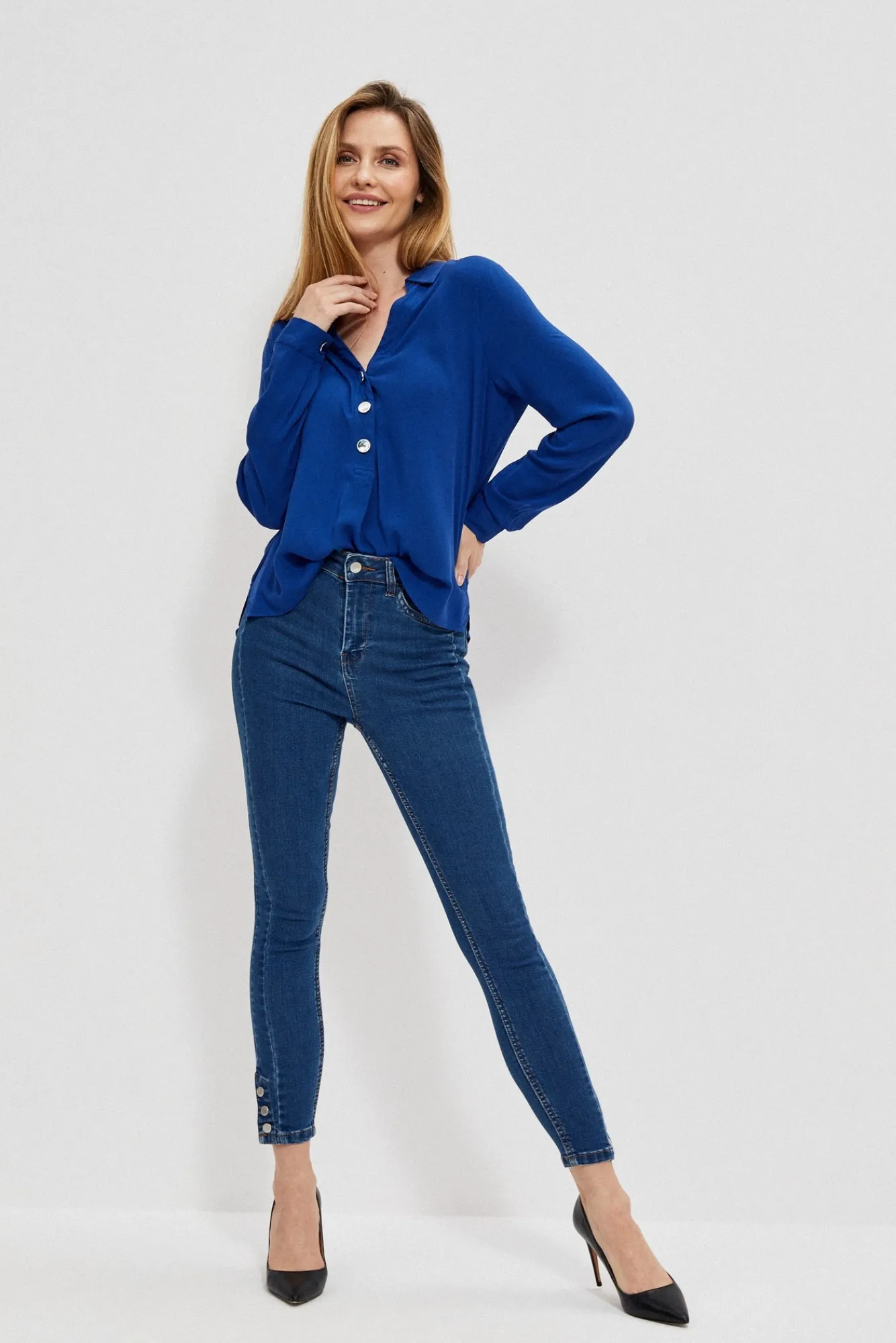 Jeansy Rurki|Jeansy Z Wysokim Stanem>Moodo Jeansy rurki z ozdobnymi guzikami