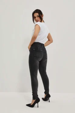 Jeansy Rurki|Jeansy Skinny><noscript><img data-lazyloaded=
