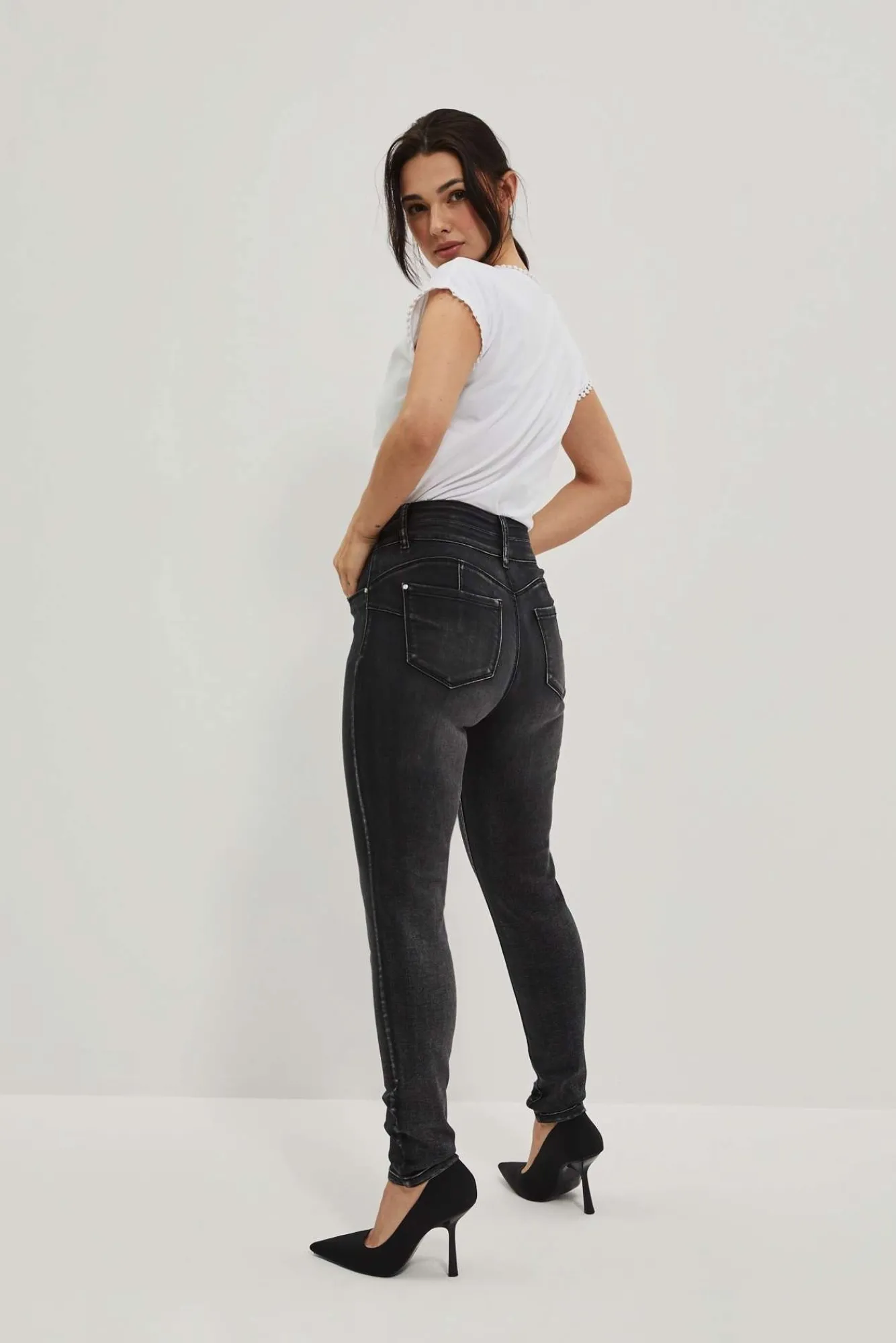 Jeansy Rurki|Jeansy Skinny>Moodo Jeansy skinny z podwójnym guzikiem grafitowe