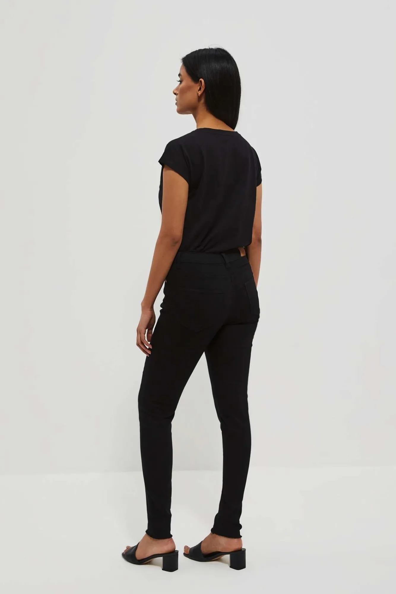 Jeansy Rurki|Jeansy Push Up>Moodo Jeansy skinny z postrzępionymi nogawkami push up czarne