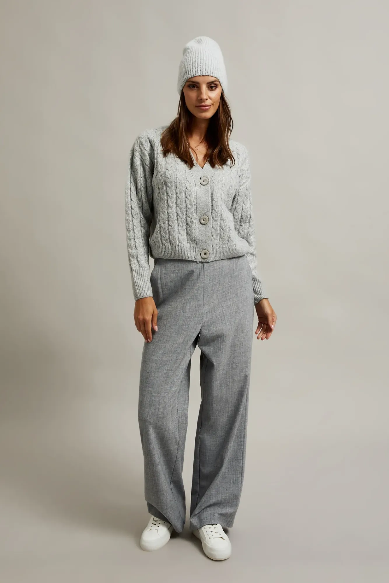Swetry Casual|Swetry Jesienne>Moodo Kardigan z ozdobnym splotem szary