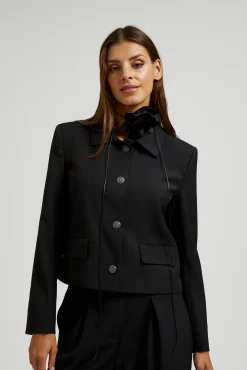 Marynarki Damskie Czarne|Eleganckie Marynarki Damskie>Moodo Marynarka z kieszeniami czarna