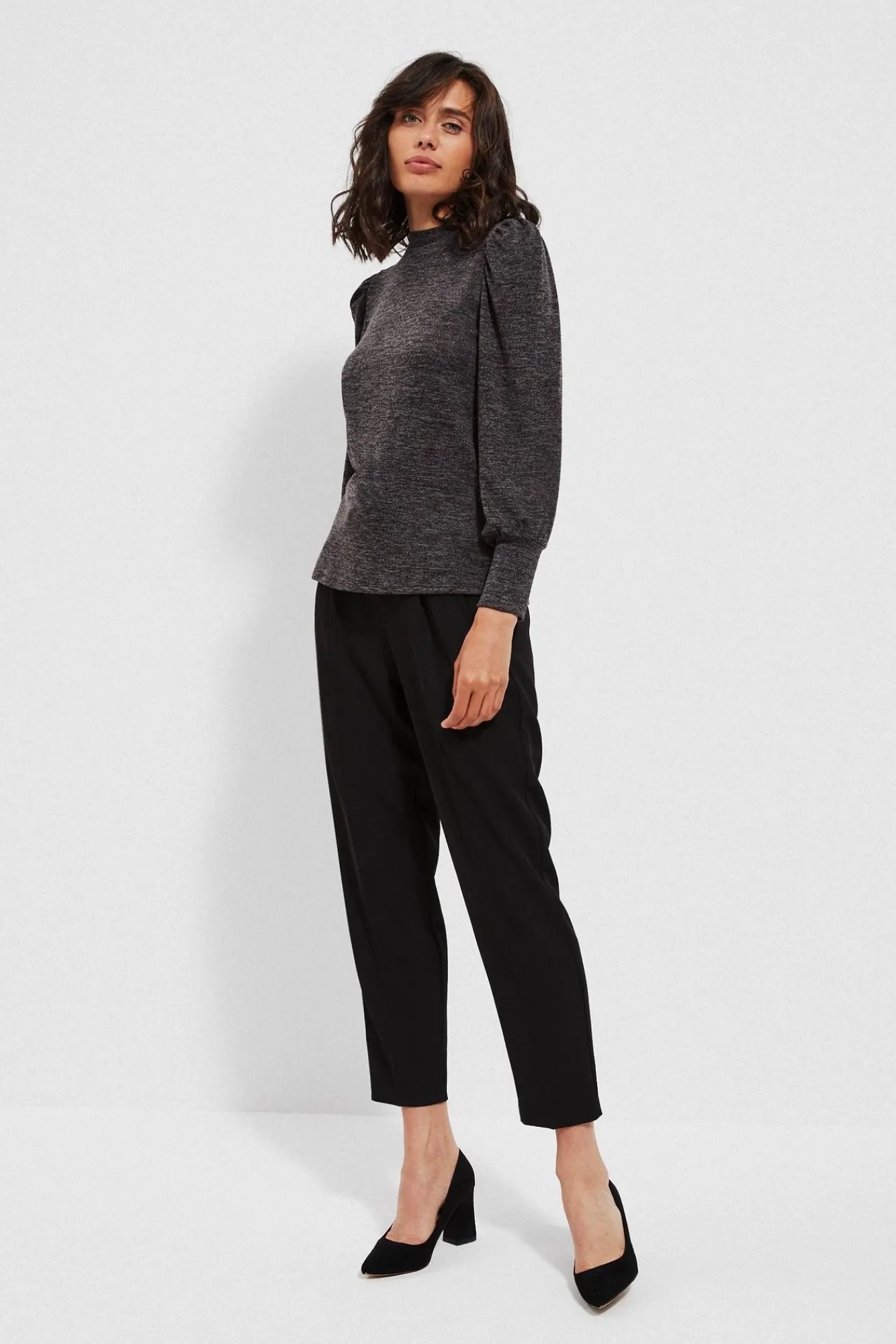 Bluzy Zimowe|Bluzy Damskie Eleganckie>Moodo Melanżowa bluza z bufkami grafitowa