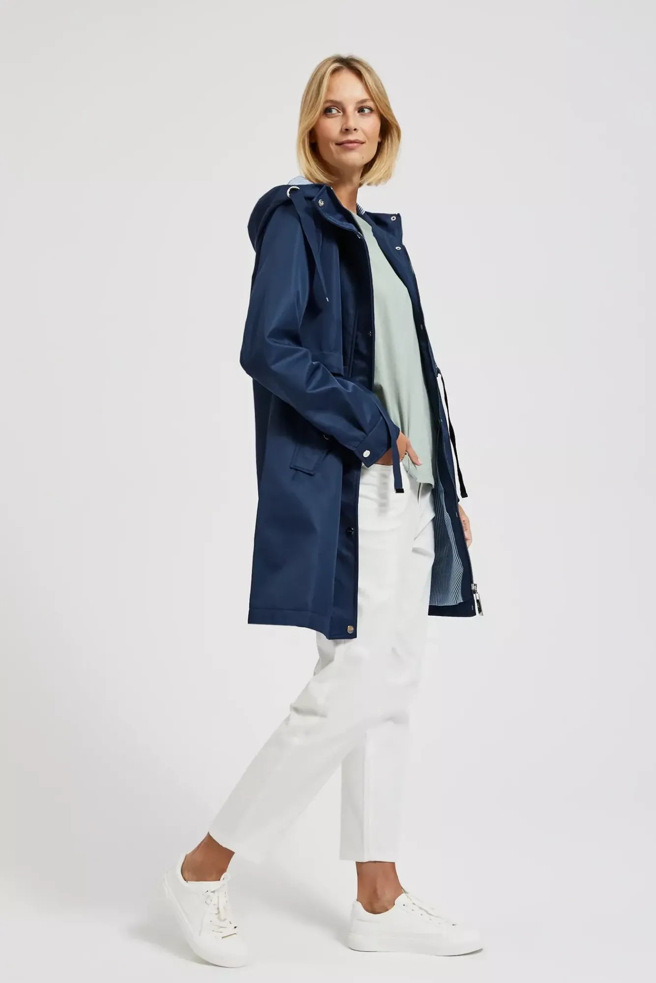 Kurtki Z Kapturem|Kurtki Oversize>Moodo Parka z kapturem zapinana na zamek granatowa
