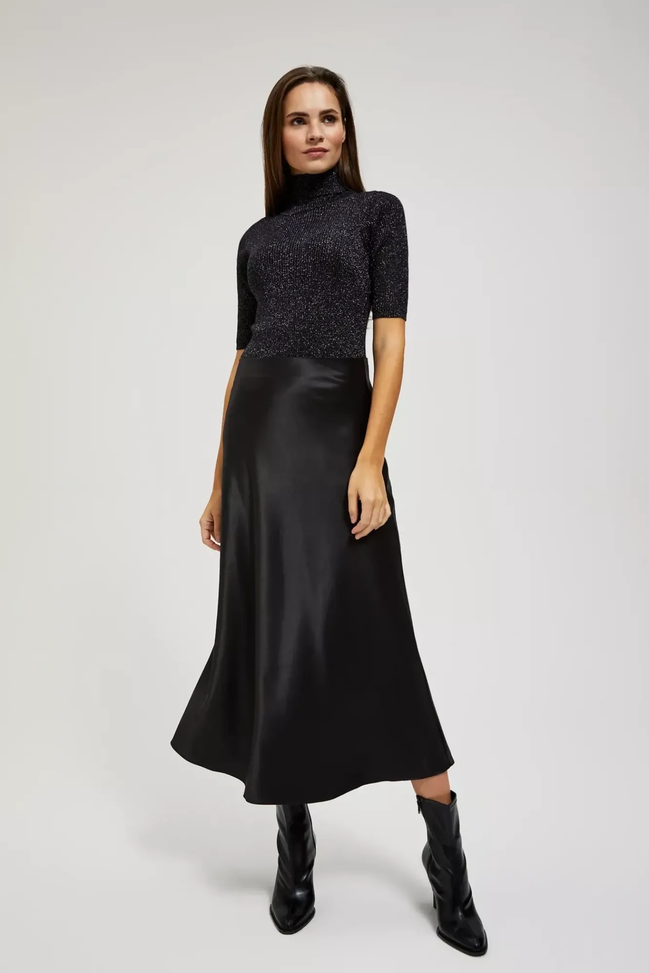 Spódnice Jesienne|Spódnice Eleganckie>Moodo Spódnica midi czarna