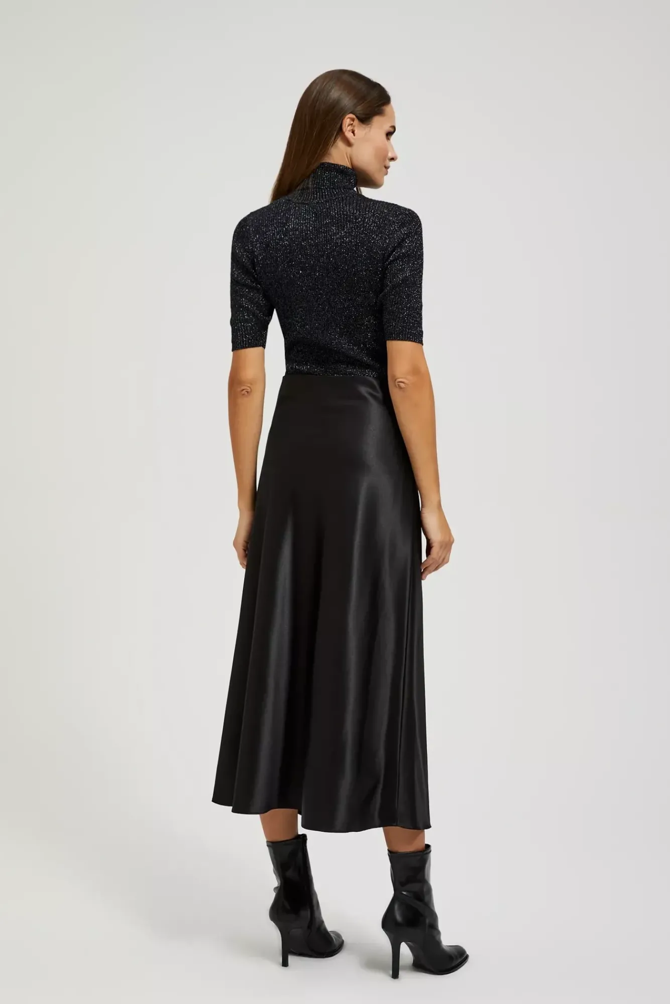 Spódnice Jesienne|Spódnice Eleganckie>Moodo Spódnica midi czarna