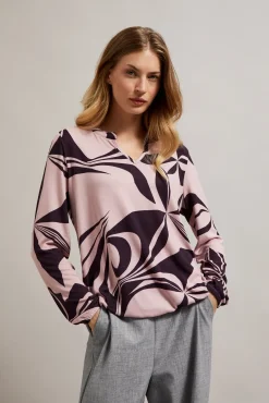 Swetry Różowe|Swetry Casual>Moodo Sweter z geometrycznym wzorem różowy