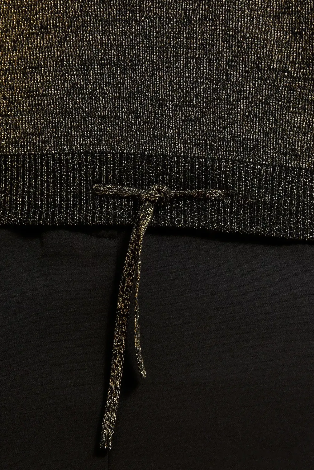 Swetry Czarne|Swetry Casual>Moodo Sweter z metaliczną nitką czarny