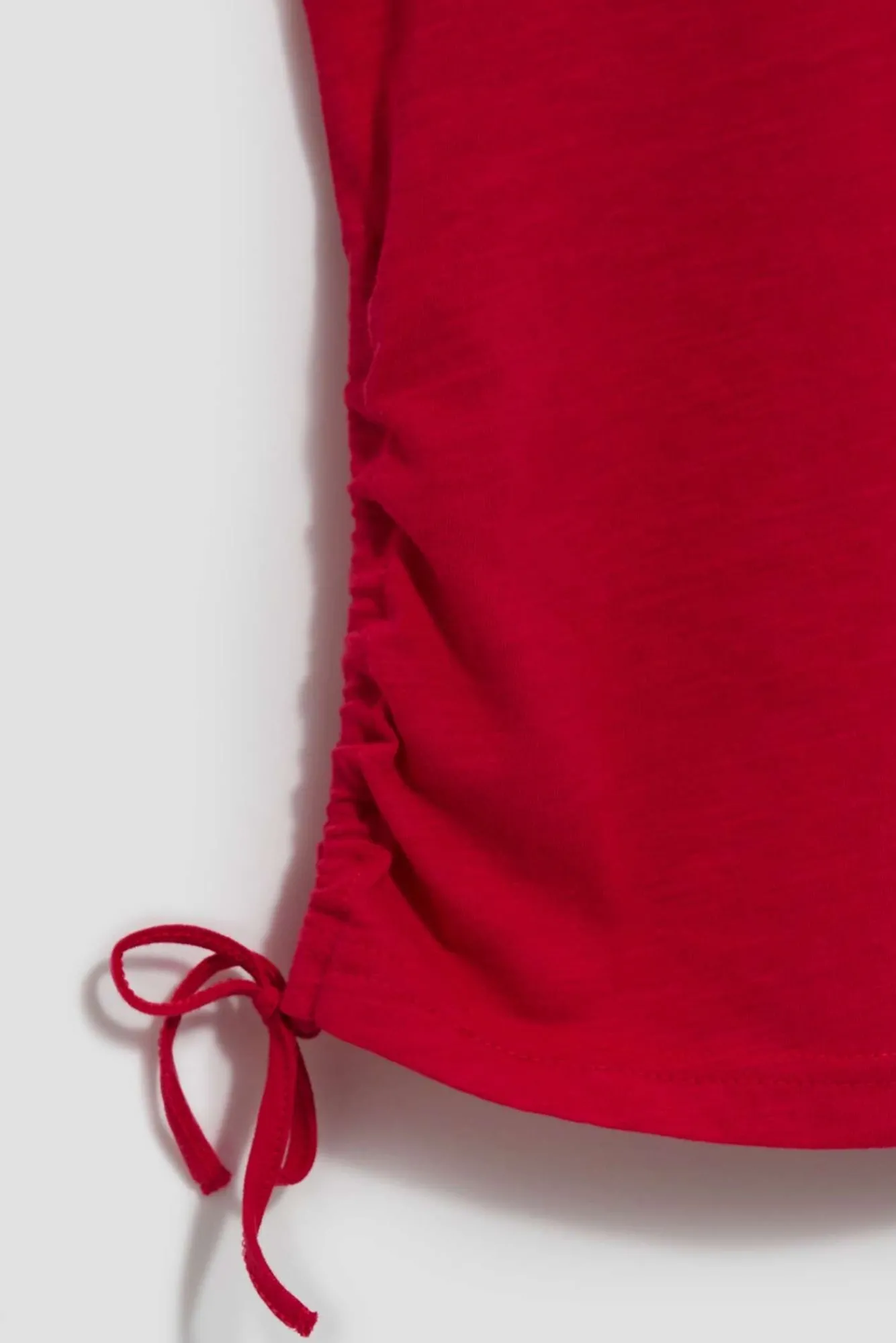 Bluzki Bawełniane|Bluzki Na Lato>Moodo T-shirt z dekoltem w serek truskawkowy