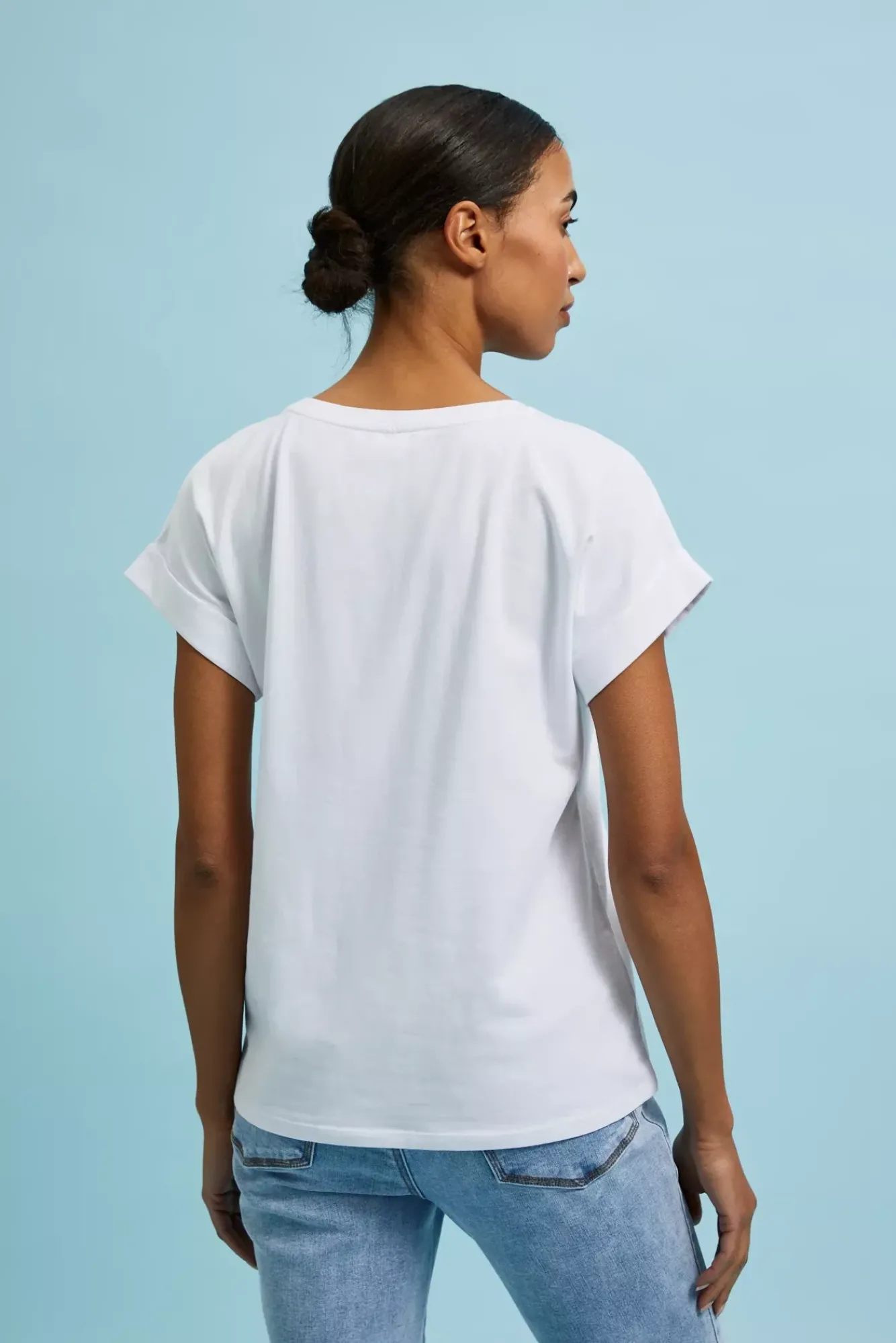 Bluzki Bawełniane|Bluzki Z Dekoltem>Moodo T-shirt z roślinnym wzorem biały