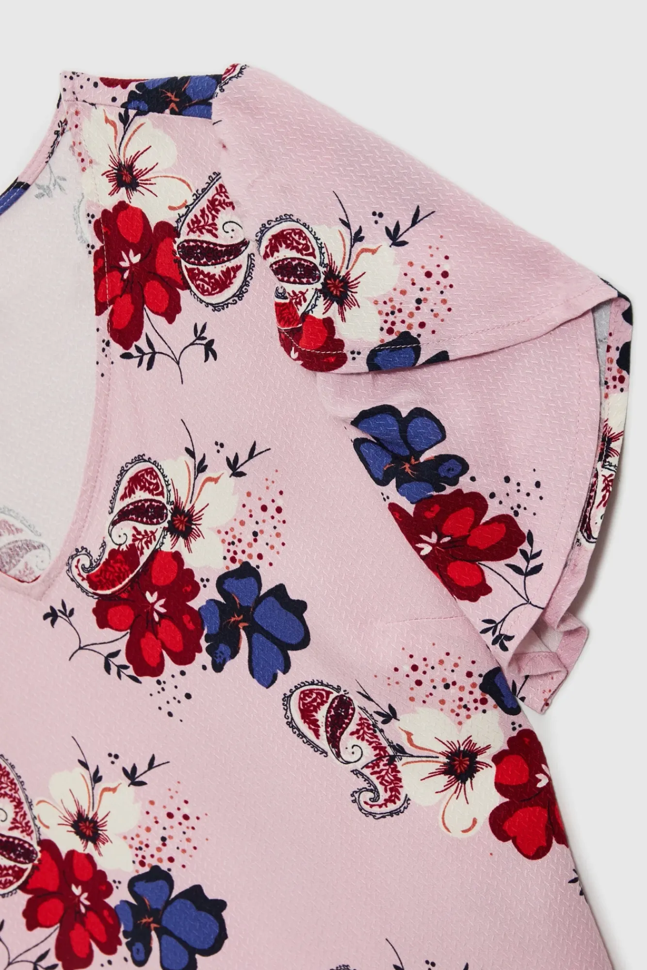 Koszule W Kwiaty Damskie>Moodo Wiskozowa koszula w kwiaty różowa