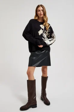 Swetry Casual|Swetry Czarne>Moodo Wzorzysty sweter o luźnym fasonie czarny